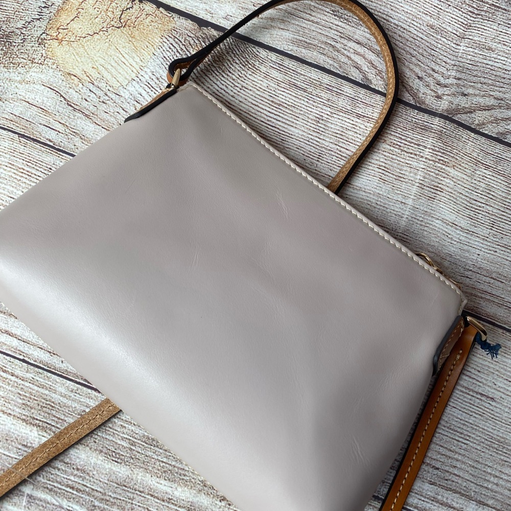 NWT Dooney & Bourke Oyna Crossbody - Picture 3 of 7